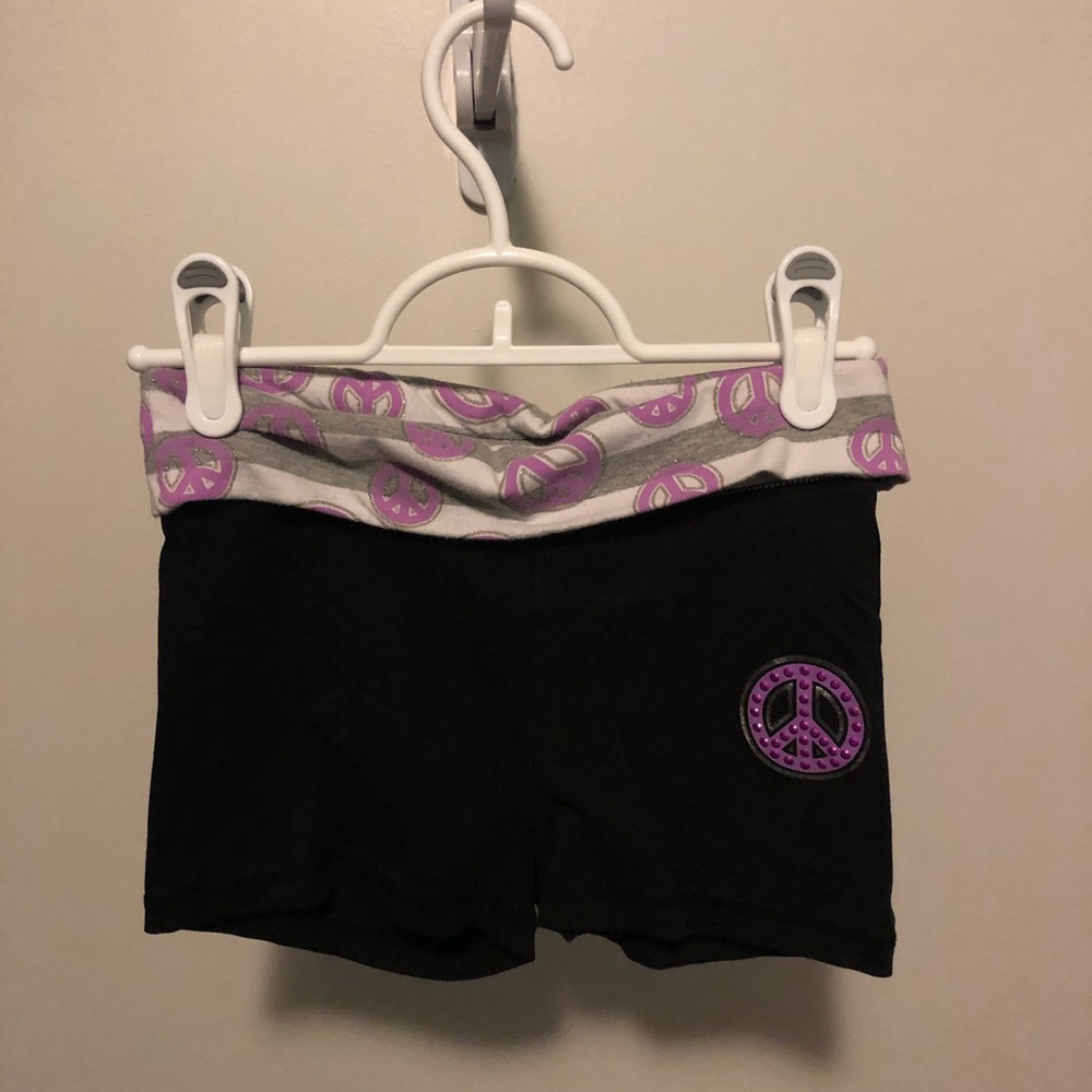 Athletic shorts/spandex